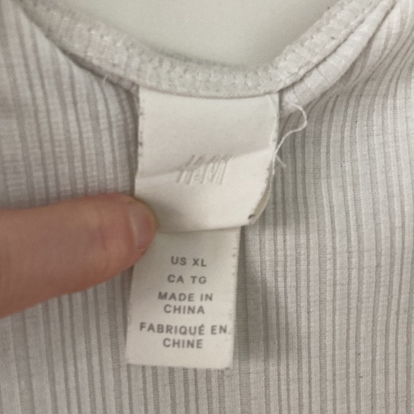 H&M cropped tank - Picture 5 of 5